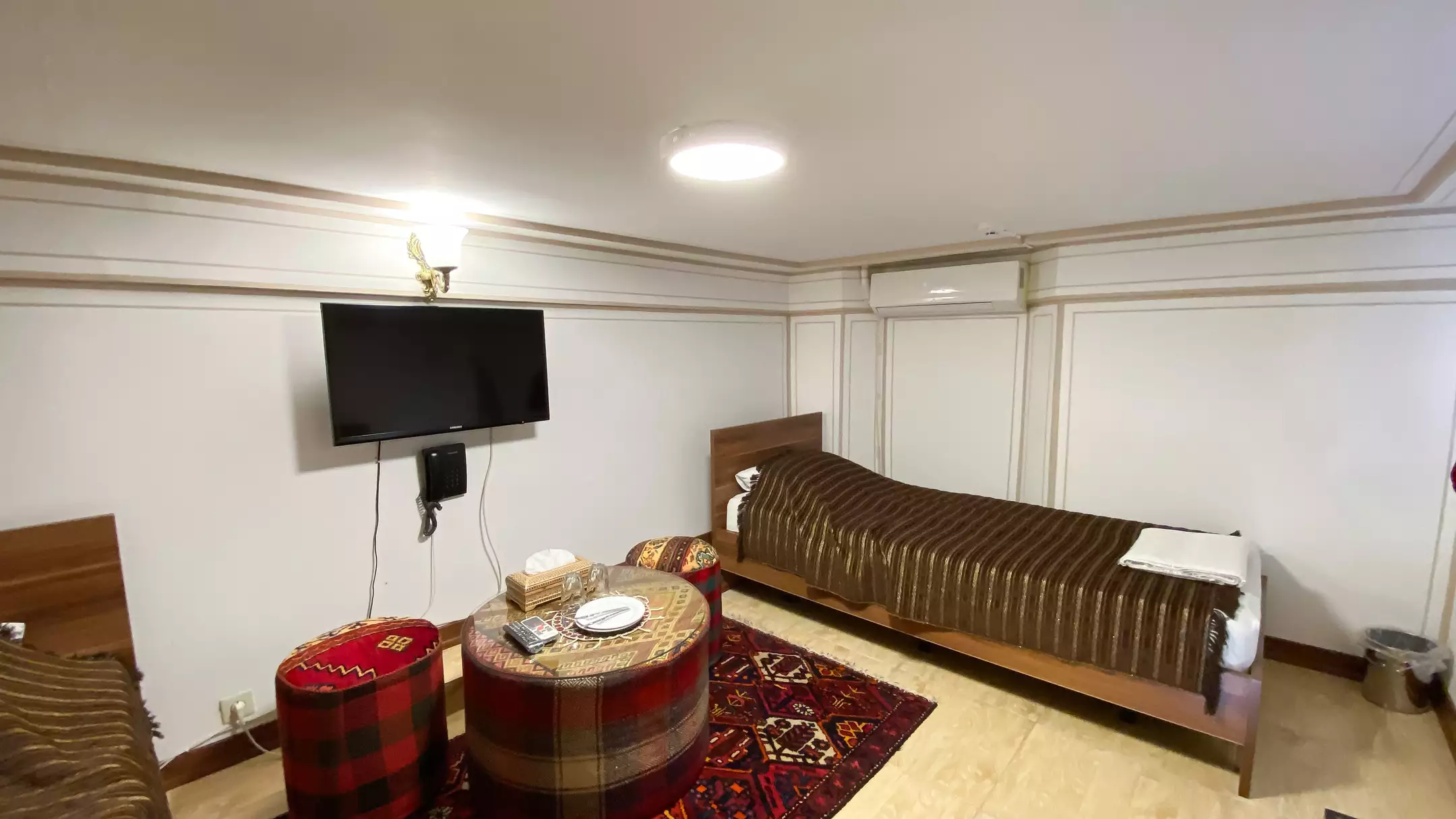 Alibaba https://cdn.alibaba.ir/ostorage/hotel-accommodation-images/6704dde7299de7a7748d21d9_c98dbf04-6b31-40d6-9ea4-1c58324f77a2_کنج (3).webp